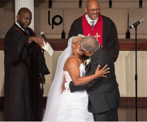 70-year-old groom and bride, 67, get married: their 90-second kiss ‘Was One for the Ages’
