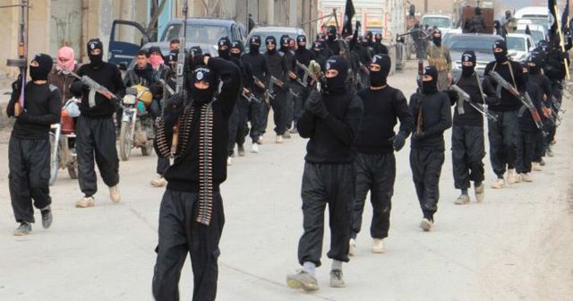 ISIS steals Iraq’s oil to survive