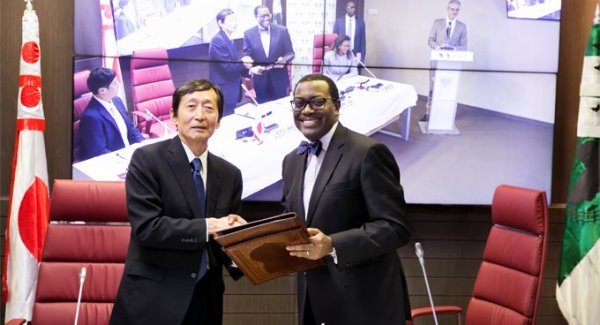 Japans gives $700m loan to AfDB