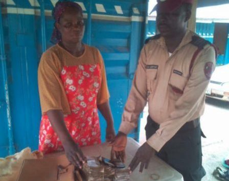 FRSC returns recovered N2m to crash victim’s mum