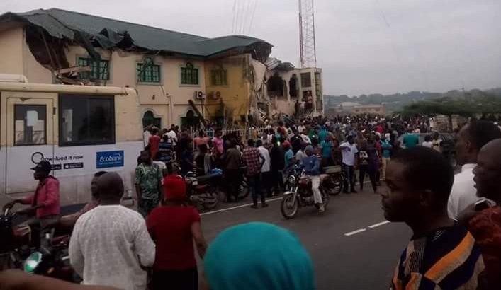 PHOTOS OF THE DAY: Yinka Ayefele’s Music House demolished