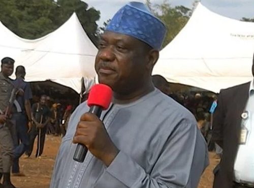 Akase to Akume: Don't arrogate to yourself divine powers