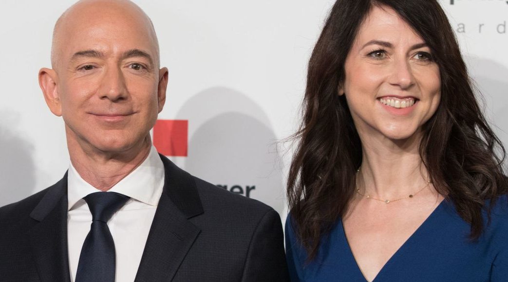 World Richest Man, Jeff Bezos to divorce wife after 25 years