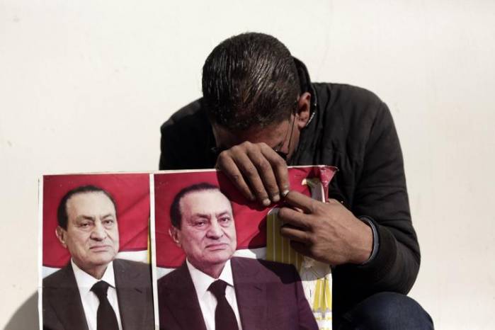 Hosni Mubarak: Egypt Holds Military Funeral For Ousted President