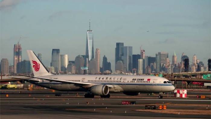 US Bars Passenger Flights From China