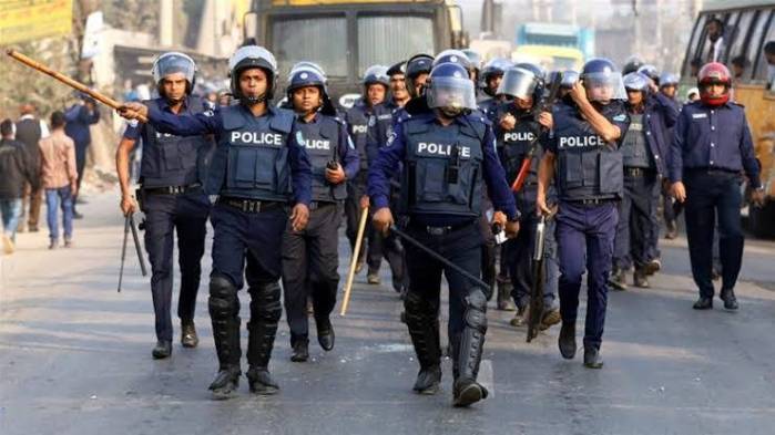 More Than 6,000 Police Infected With COVID-19, 16 Killed