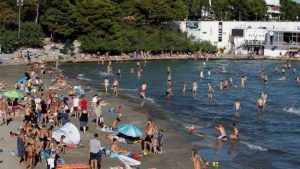 France: Virus Cases Spike To 4,700 In A Day