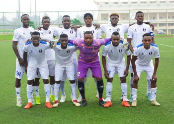 Chaotic Ending To 3SC/Enyimba Clash As Fans Go Wild After Home Loss