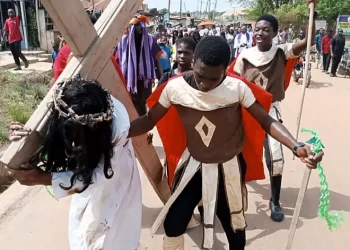 Good Friday: Passion of Christ in pictures