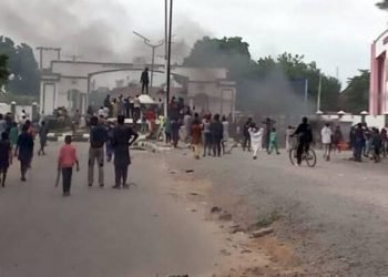 BREAKING: Many Feared Killed As Security Operatives, Hoodlums Clash In Kano