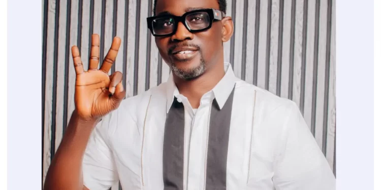 Pasuma Escapes As Thugs Attack Convoy In Osun