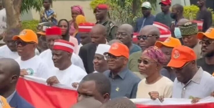 Atiku, Kwankwaso, Obi Lead Massive Crowd To INEC Office