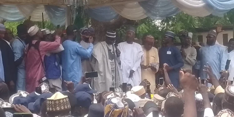 Ex-Kano Governor, Shekarau, Dumps PDP, Joins APC