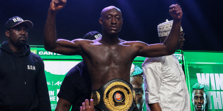Carter Efe Defeats Portable In Celebrity Boxing Bout