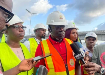 FG May Shut Eko Bridge Carriageway Over Pile Damage