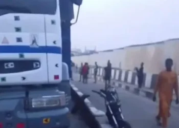Truck Kills Motorcyclist, Pedestrian On Lagos-Badagry Expressway