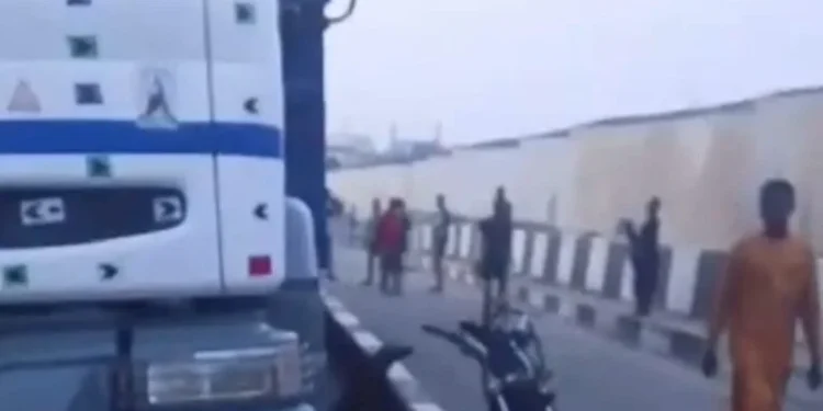Truck Kills Motorcyclist, Pedestrian On Lagos-Badagry Expressway